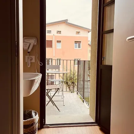 Gatto Bianco Oda ve Kahvaltı *